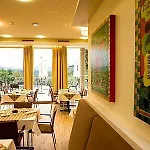 Landgut Am Poessnitzberg 4*