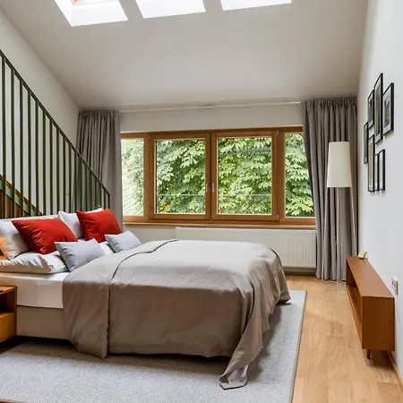 מלון Landgut Am Poessnitzberg