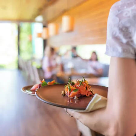 Landgut Am Poessnitzberg מלון