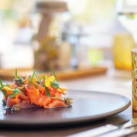 Landgut Am Poessnitzberg מלון ליוצכאך