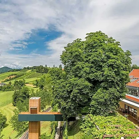 Landgut Am Poessnitzberg Otel Leutschach