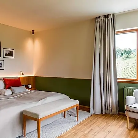 Otel Landgut Am Poessnitzberg Leutschach