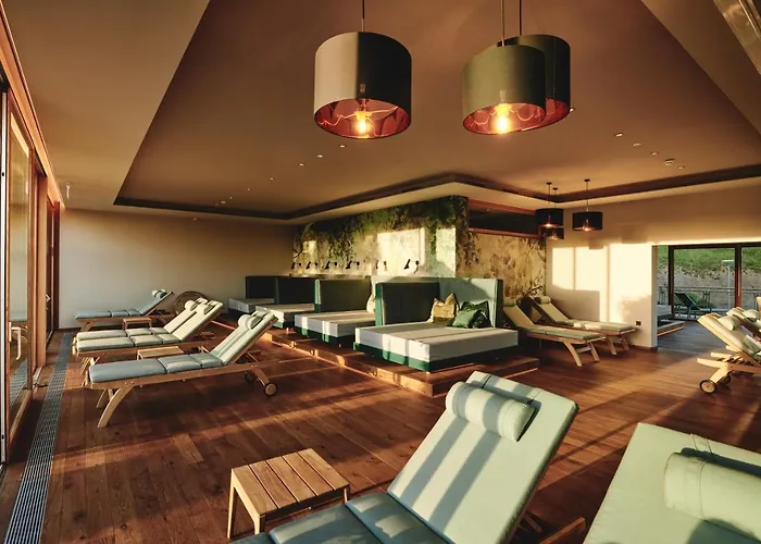 Landgut Am Poessnitzberg Hotell 4*